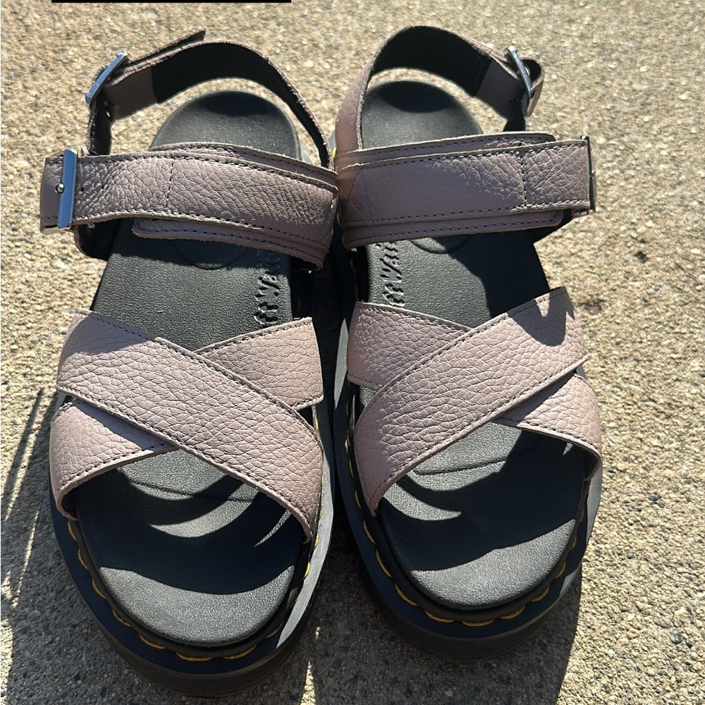 Dr. Martens Voss II sandals